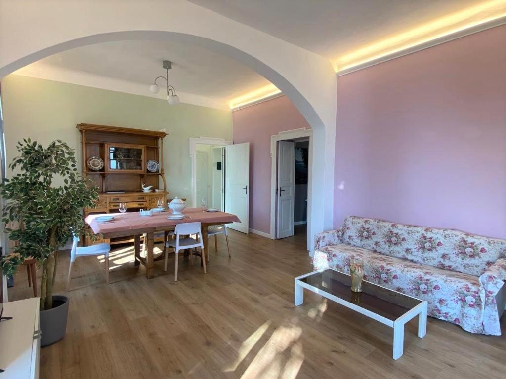 The Comfort - Big Apartment In Villa With Garden And Terrace อาร์เจโญ ภายนอก รูปภาพ